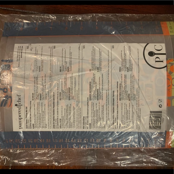Pampered Chef Kitchen New Pampered Chef Small Flexible Cutting Mat